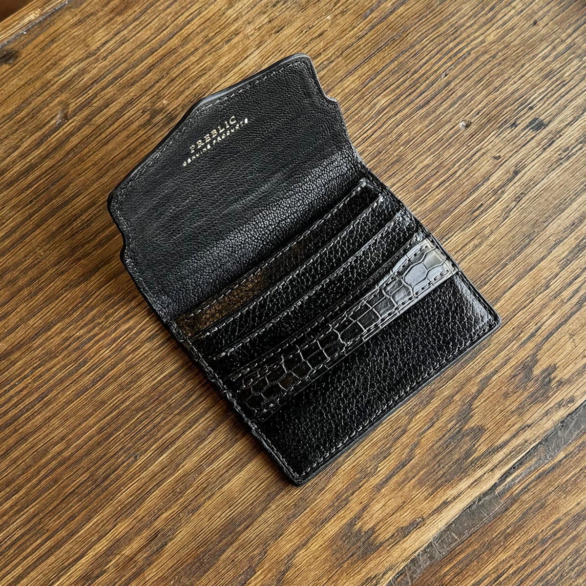 lom - Crocodile col.Black