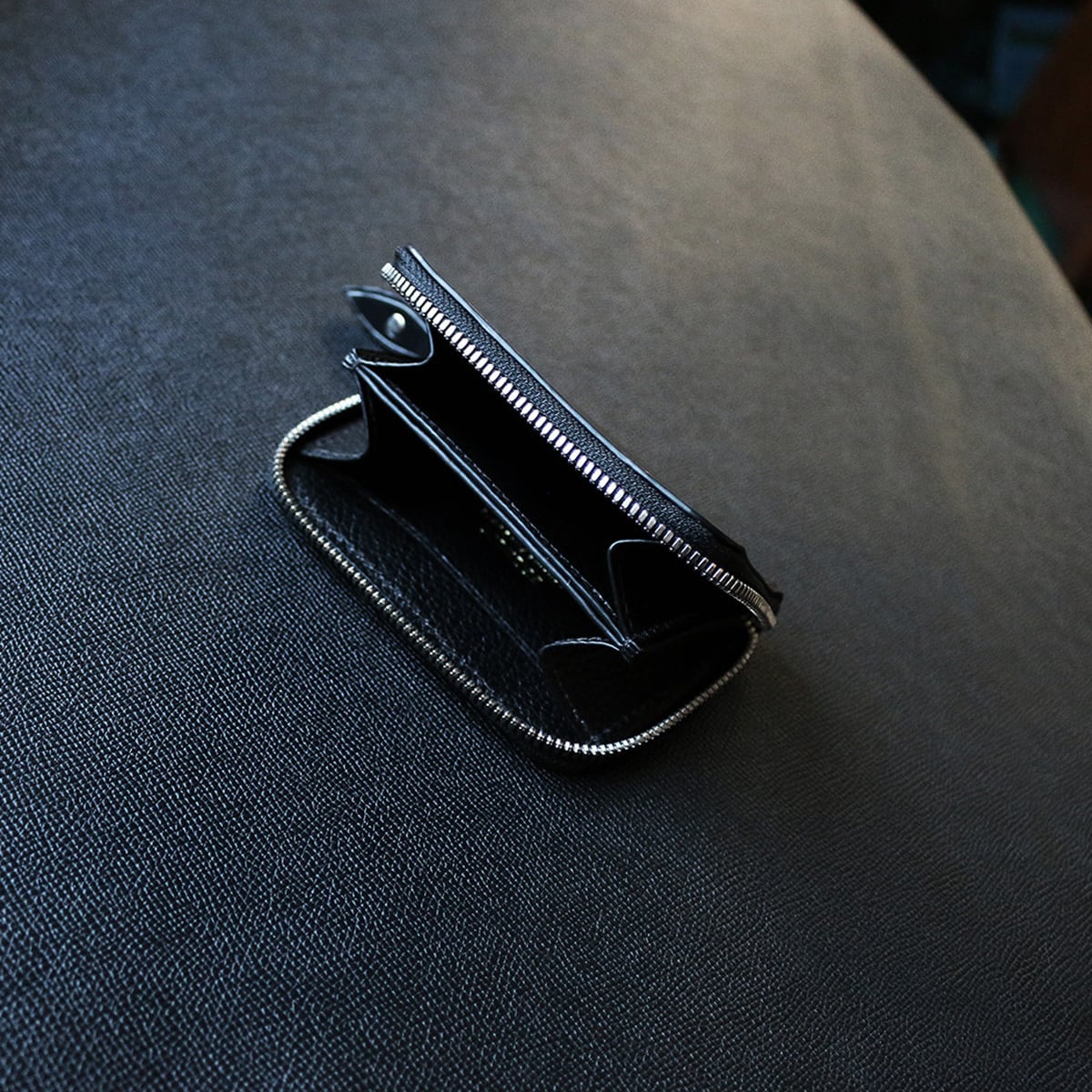 BOX - Horween Shell Cordovan col.Black