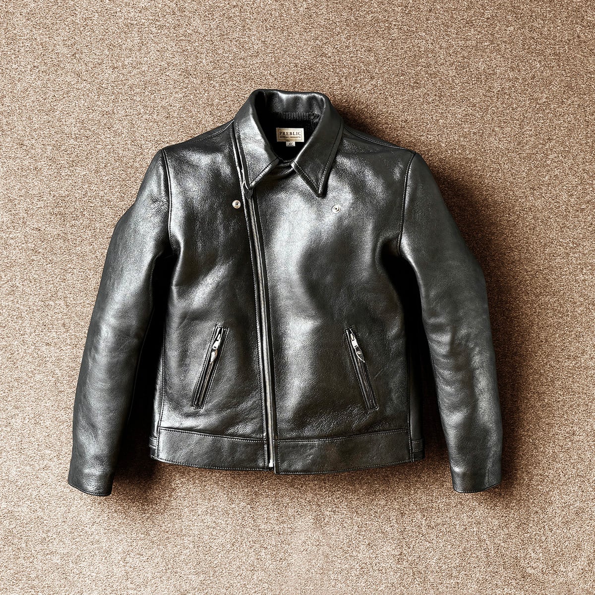 STAND Sheepskin col.Black