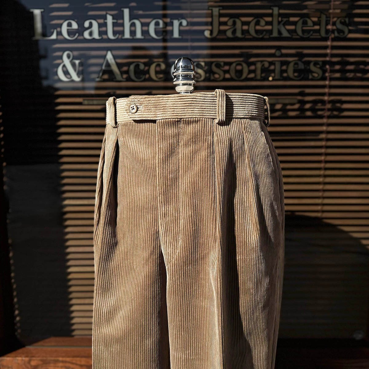 FORT - Brisbane Moss 8 Wale Corduroy col.Taupe