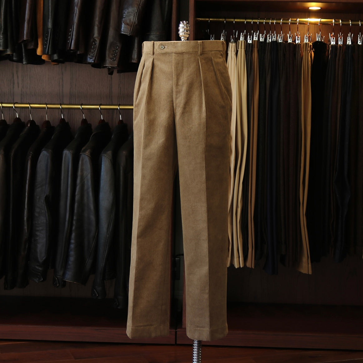 FORT - Brisbane Moss 8 Wale Corduroy col.Taupe