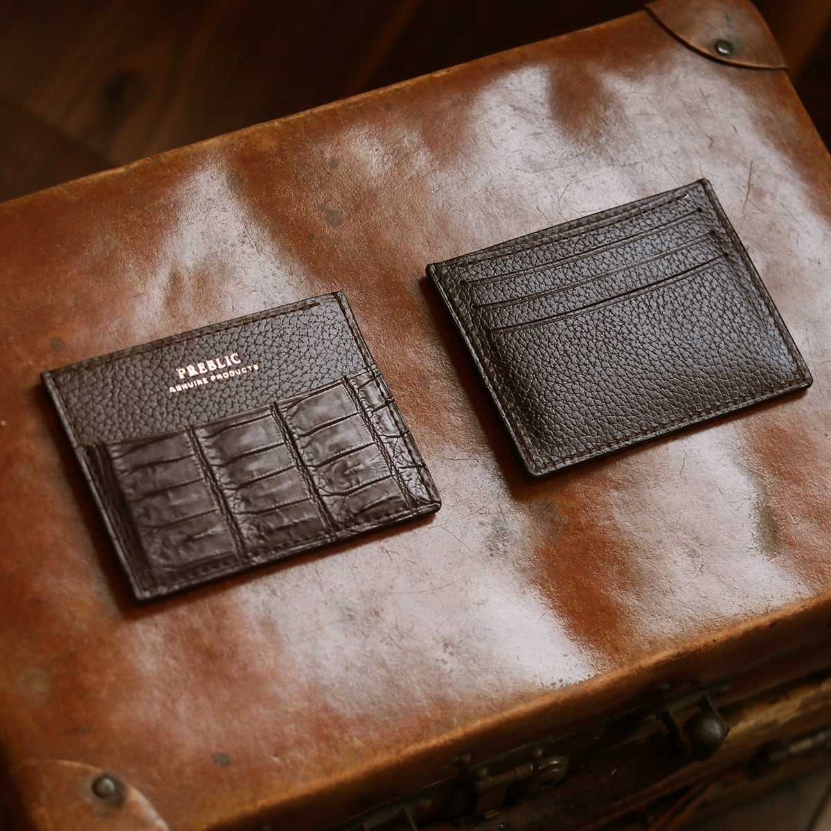 PLET - Saddle Pull-Up x Crocodile col.Dark Brown