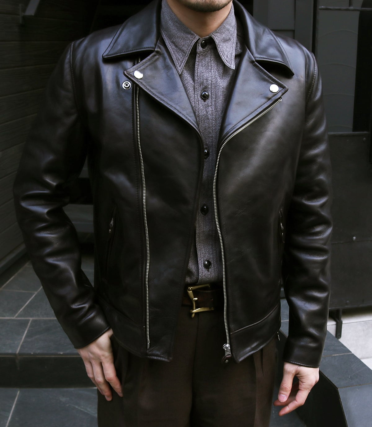 STAND Horsehide col.Black