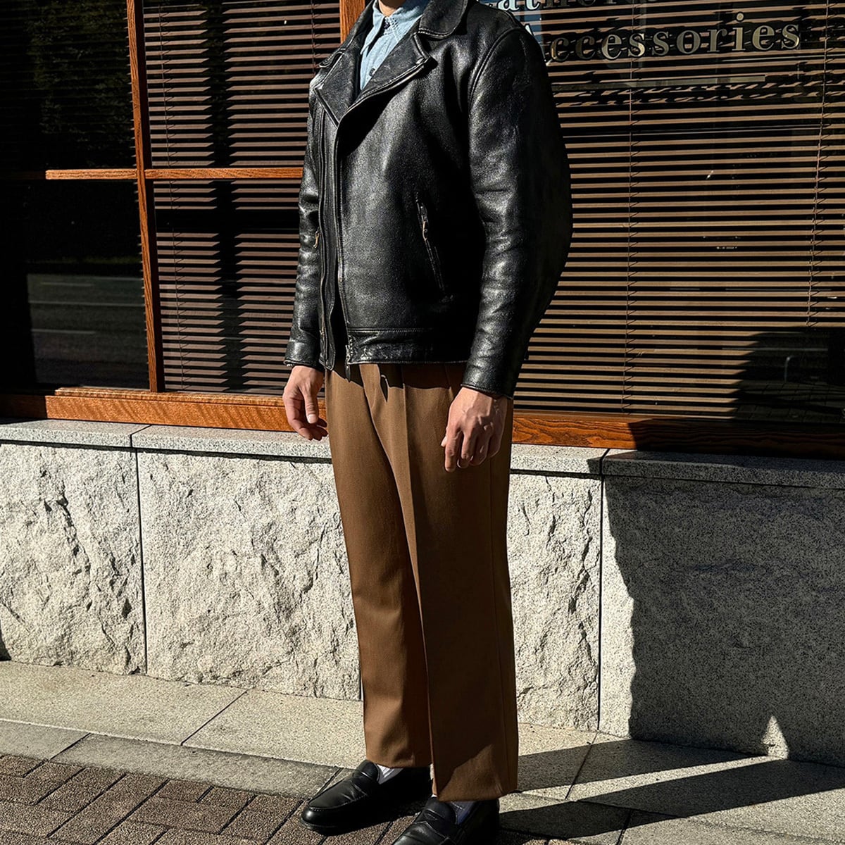STAND Sheepskin col.Black