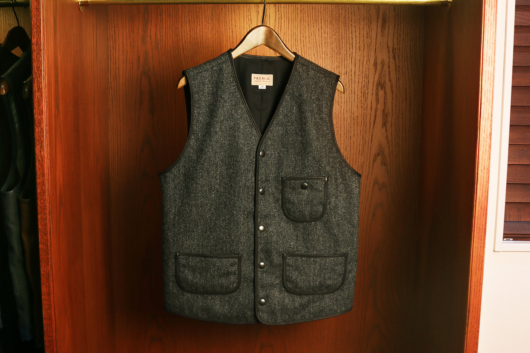 Custom Jacket - CARBON