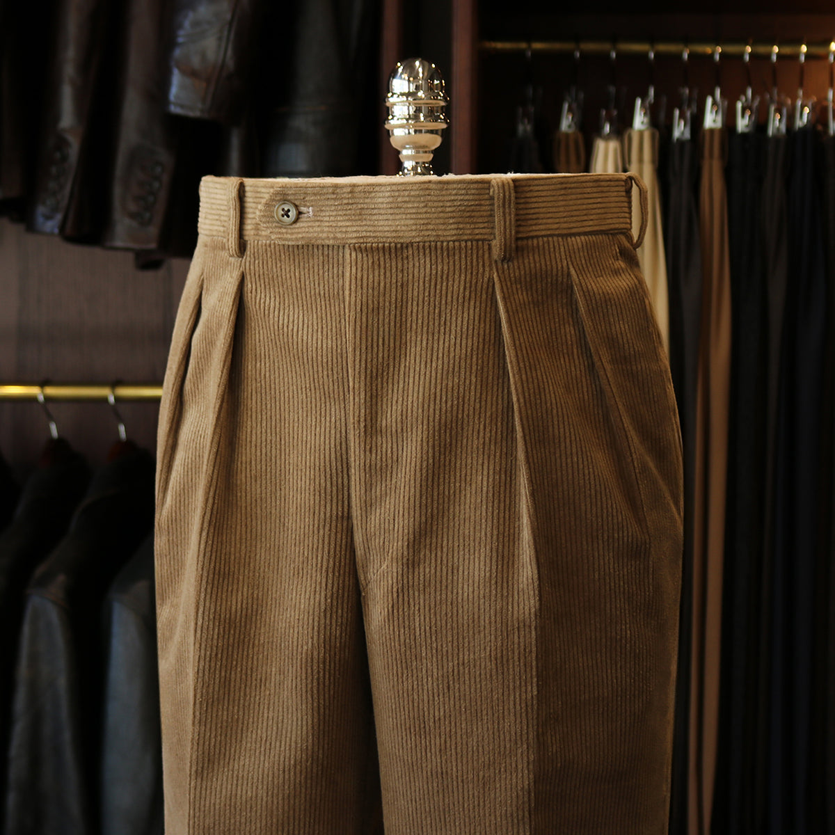 FORT - Brisbane Moss 8 Wale Corduroy col.Taupe