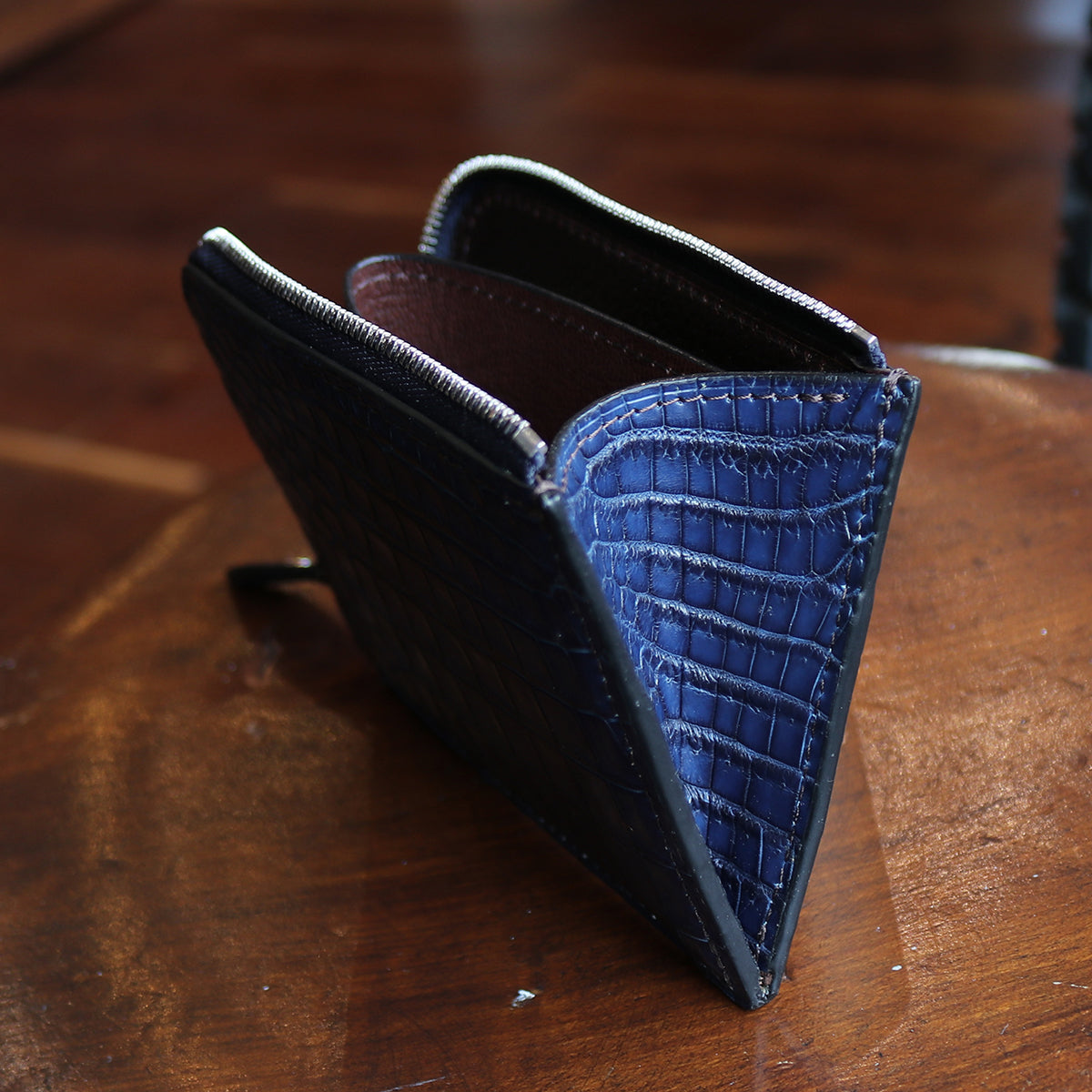 KONETT - Crocodile col.Ai 藍染め