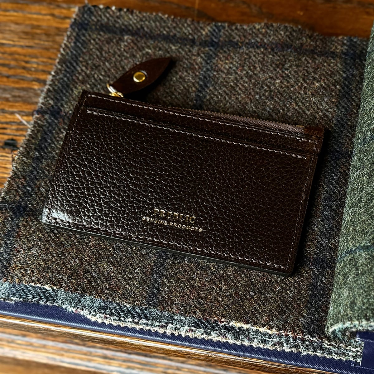 BARRET - Saddle Pull-Up SD col.Dark Brown