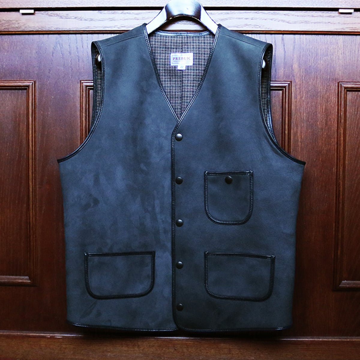 CARBON col.Charcoal Gray