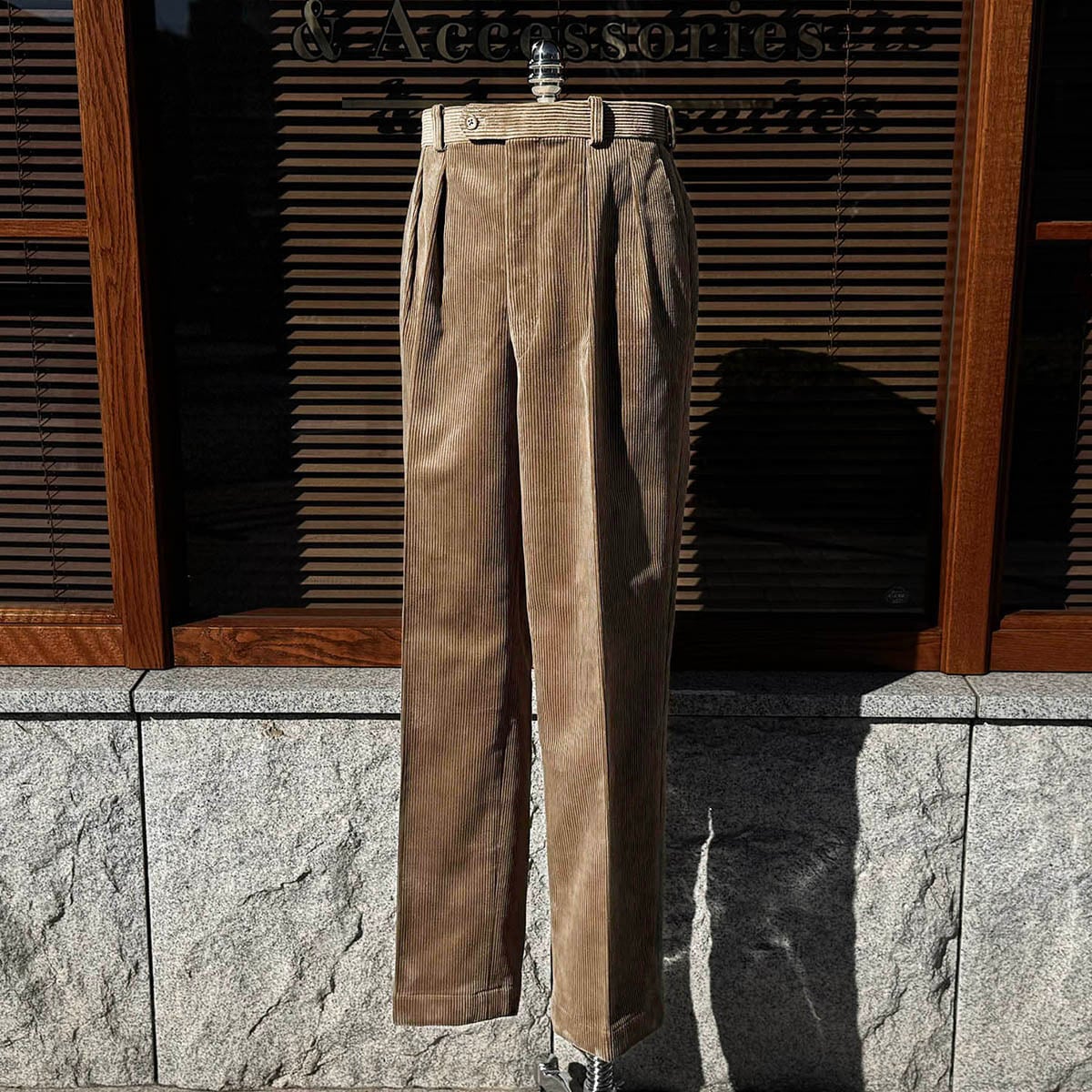 FORT - Brisbane Moss 8 Wale Corduroy col.Taupe