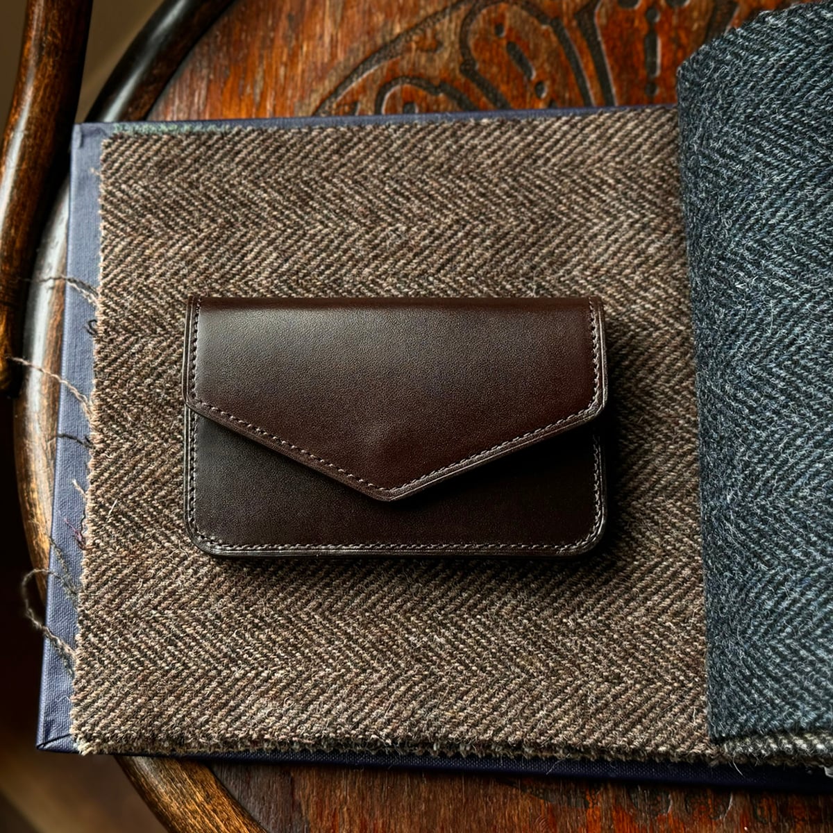 SPRIT - Saddle Pull-Up col.Dark Brown